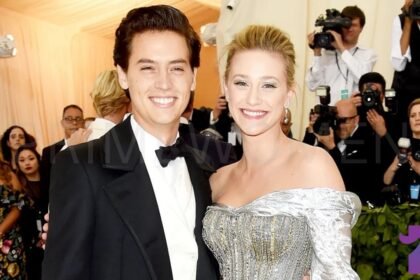 Cole Sprouse and Lili Reinhart